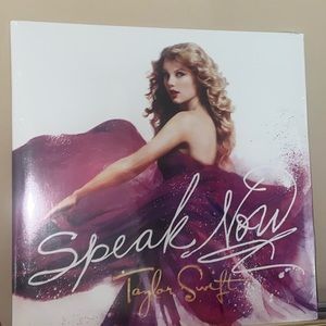 Taylor Swift Speak Now Vinyl Sealed.